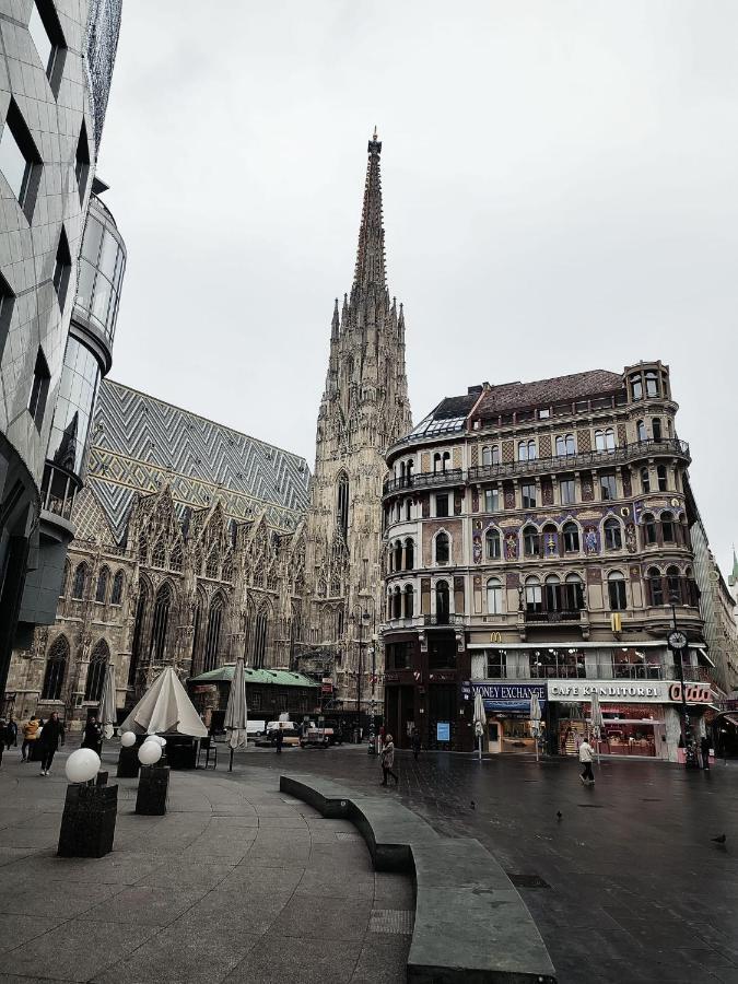 Center ! 3 Stops Away From The Center Of Vienna! מראה חיצוני תמונה